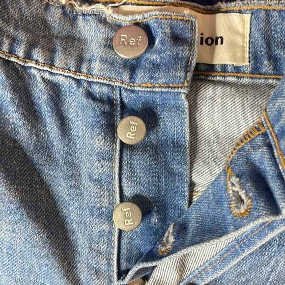 Reformation High Rise Seamed Straight Leg Raw Hem 
 Sz 27 - Picture 3 of 8